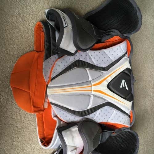 Easton Mako A-S shoulder pads