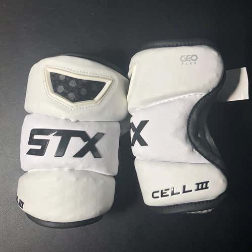 New STX Lacrosse Cell 3 Elbow Pad Medium / Small Never Worn
