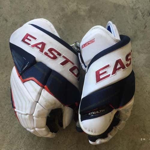 Lightly Used Easton 85S 15" NAV/RED/WHI