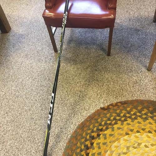 CCM Super Tacks 2.0 P90 Crosby 65 Flex RH