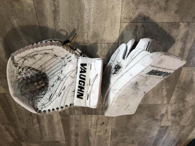 Pro Stock Vaughn Goalie Glove Set