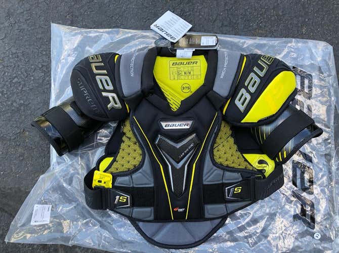 FS: Bauer 1S Shoulder Pads, SR Medium