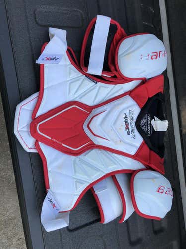 Bauer APX2 Shoulder Pads XL