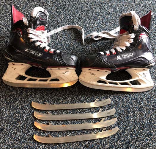 Used Bauer X:800 Skates w/ Two Extra Sets Of Steel (size JR 4.5EE)