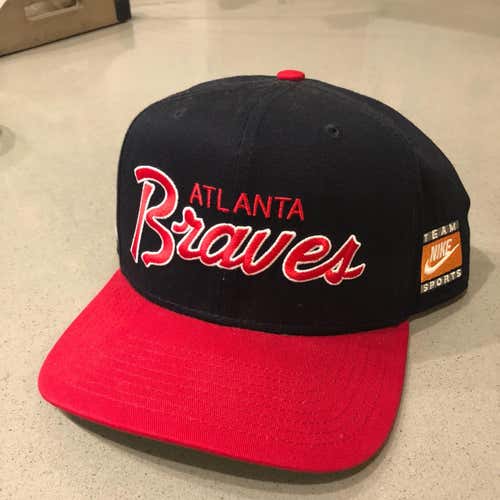Nike Atlanta Braves Adjustable SnapBack Hat