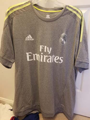 Brand New Adidas REAL Soccer Replica Jersey Size XL