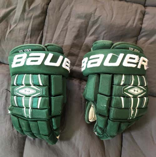 Bauer Nexus Gloves Team Stock - 13”