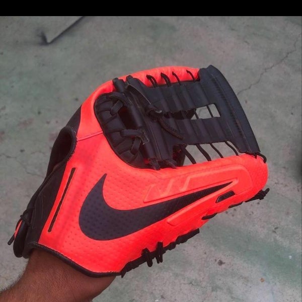 Nike Vapor 360 Outfield Glove 12.75