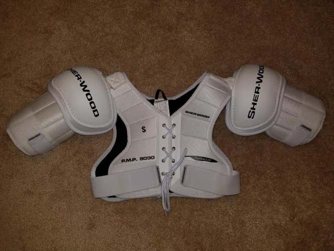 New Sherwood 5030 Shoulder Pads Senior
