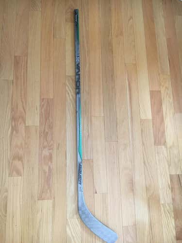 New Bauer Vapor 1X Stick intermediate Righty 67 Flex P88