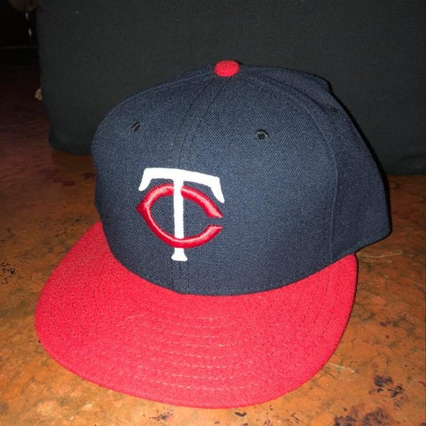 New Minnesota Twins New Era 5950 Hat 7 1/4 Bundle With Angels
