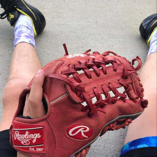 Rawlings Pitcher/ Outfield Glove