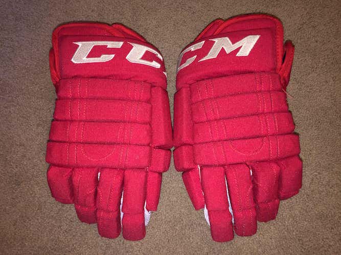 Red Wings Winter Classic CCM Pro Gloves