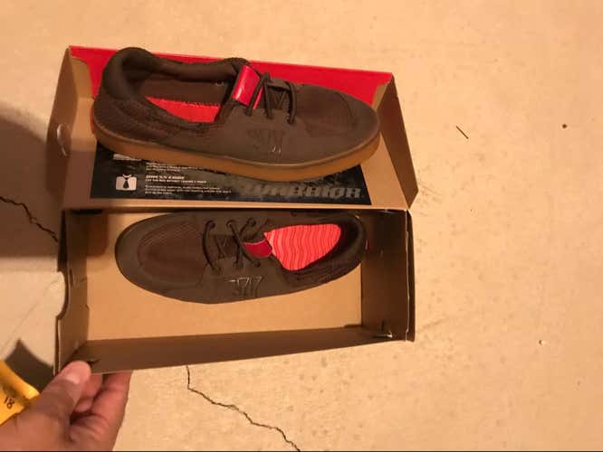 Warrior coxswain Brown Size 8