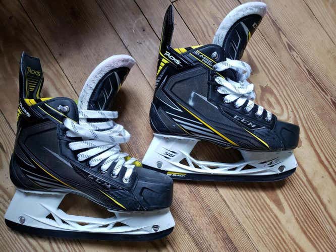 CCM Tacks Classic Pro+ Size 6