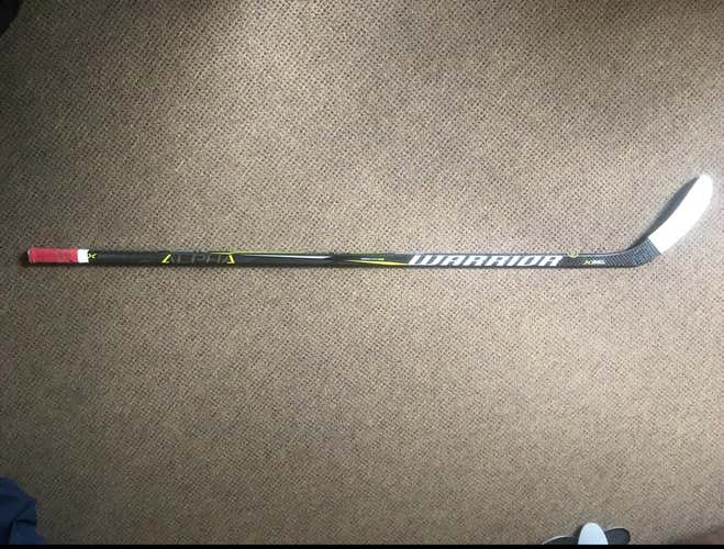 Warrior Alpha QX Hockey Stick W28