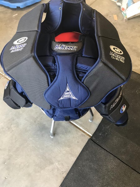 McKenney CA 852 pro “instinct” chest protector