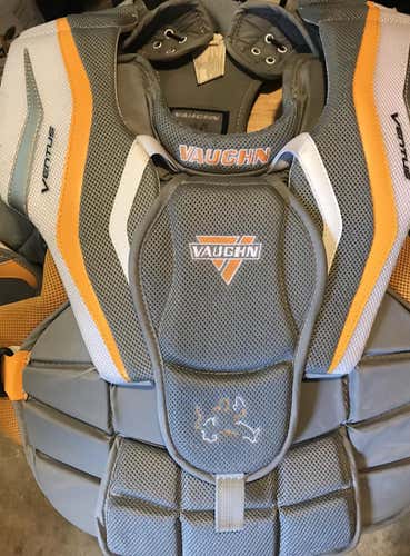 Vaughn Goalie Chest Protector Intermediate