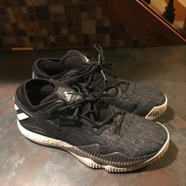 ADIDAS CRAZYLIGHT BOOST