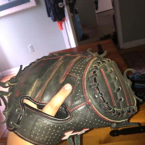Under Armor Catcher’s Mitt