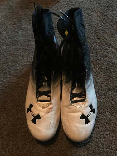 UA Highlight Cleats