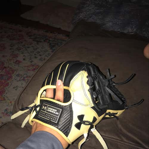 Under Armor Genuine Pro 11.5
