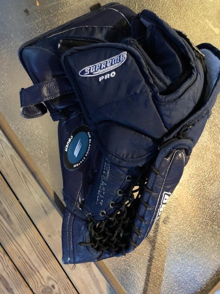 Bauer Supreme Goalie Glove Senior