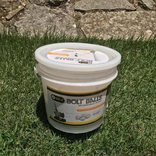 43 Pack Of SKLZ Bolt Balls