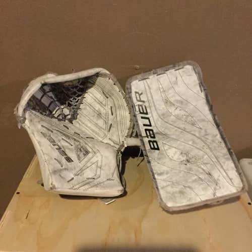 Bauer Supreme Blocker And Glove