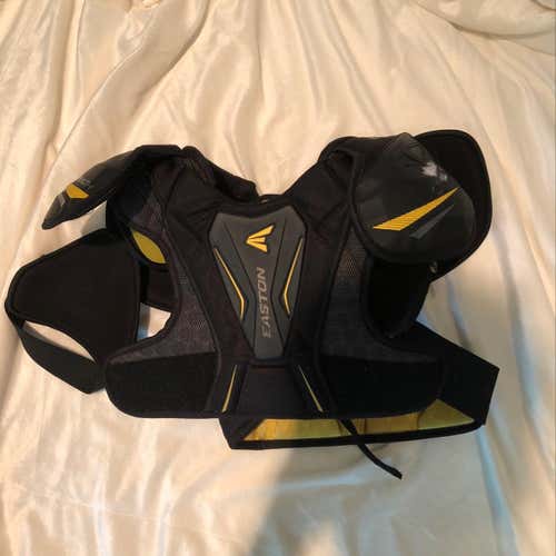 Easton Shoulder Pads Sr Medium
