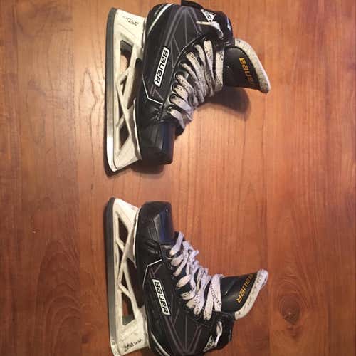 Bauer Supreme S170 Goalie Skates Size 3.0 D