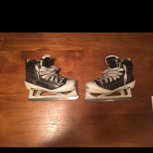 Bauer Supreme One100 Goalie Skates Size 1.5 D