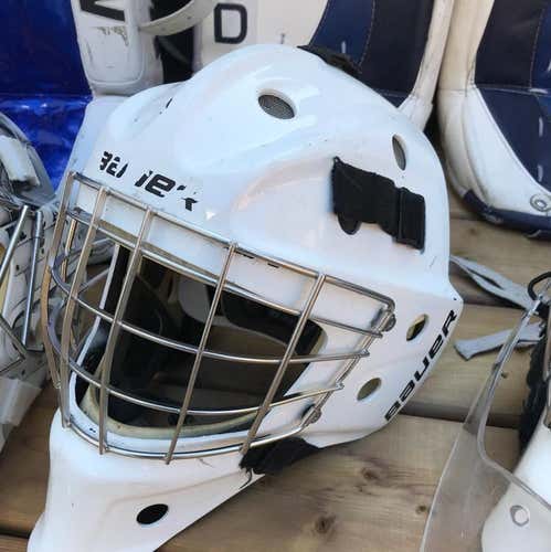 Bauer NME 9 Fit 2 Goalie Mask