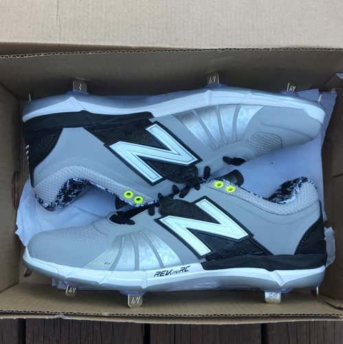 New Balance Baseball Cleats Mens Size 12.5