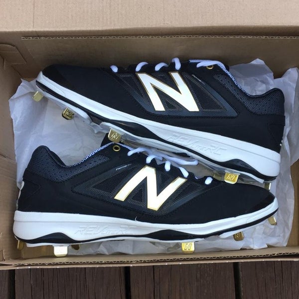 New Balance Baseball Cleats Mens Size 11