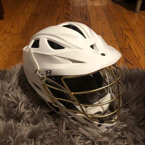 Cascade R Helmet W/ Gold Mask