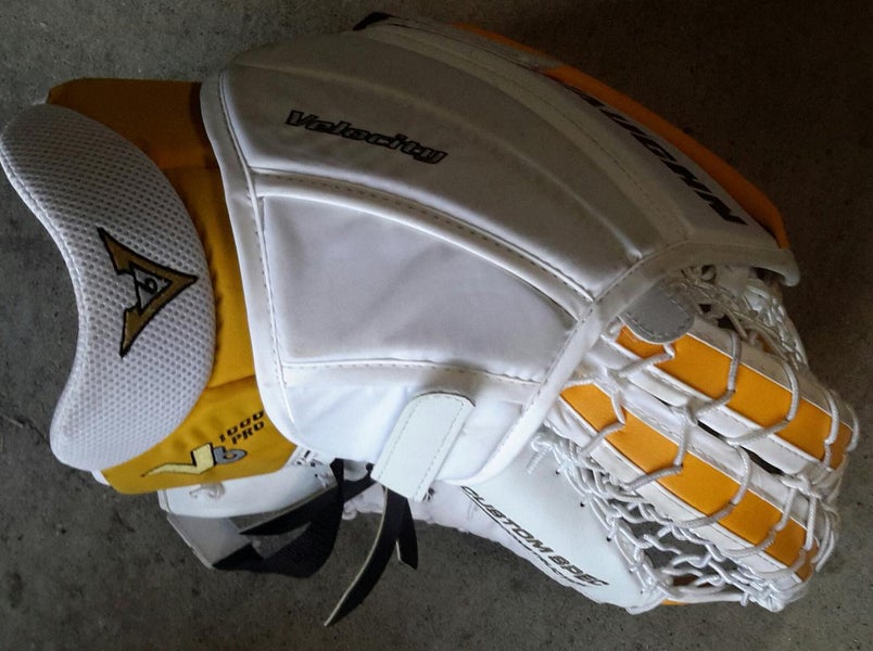 Vaughn V6 1000 glove