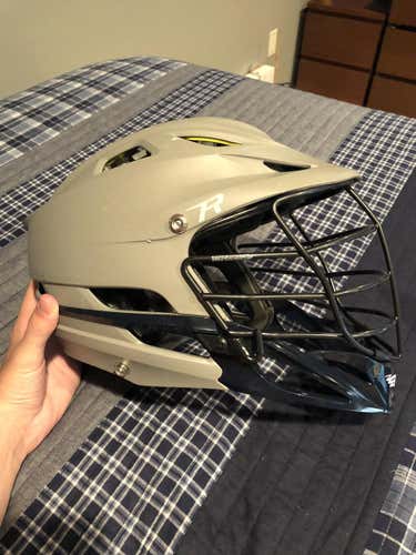 Cascade R Matte Gray/Navy Blue Helmet