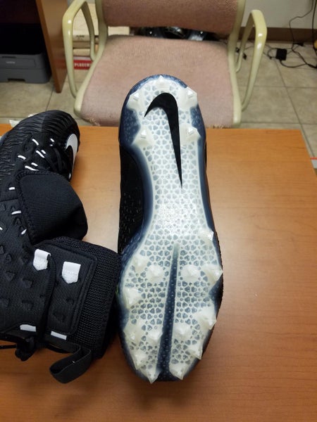 Nike Force Savage football cleats