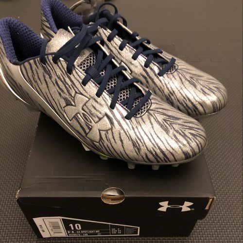 Under Armour Spotlight Cleats