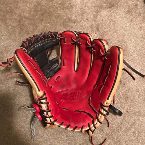 Wilson A2k DatDude