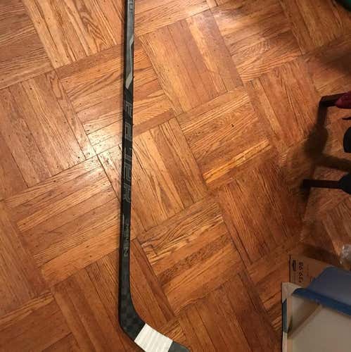 Bauer Nexus 1000 77 Flex P92 LH