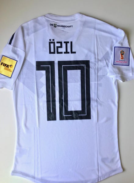 New Adidas GERMANY OZIL HOME PLAYER SOCCER JERSEY FIFA WOLD CUP