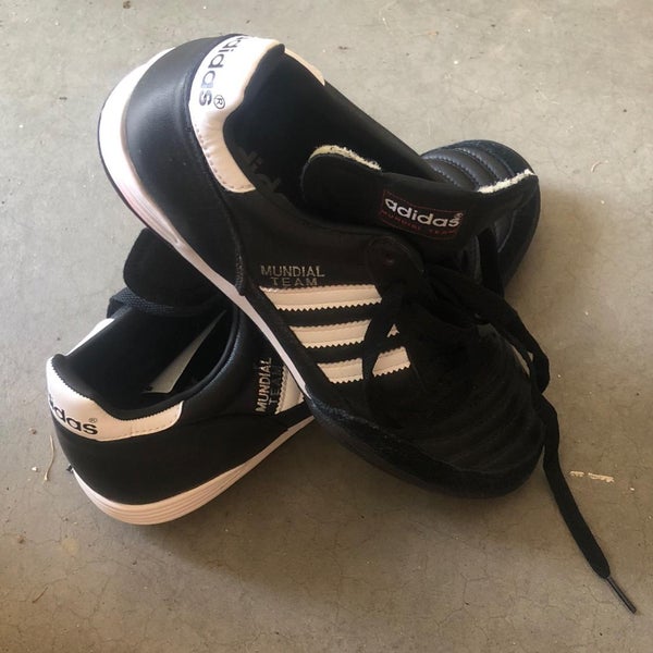 Brand new Adidas Mundial Soccer Cleats