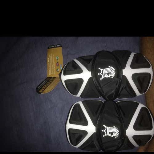 BNWT BRINE IV ELBOW
