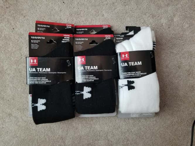 Brand New UA Team OTC YOUTH LARGE 4Black/2White SOLD