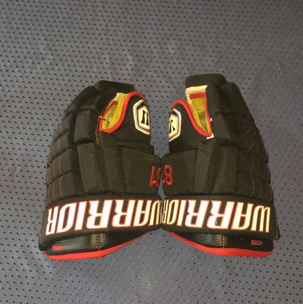 ** Marian Hossa Chicago Blackhawks Game Worn Warrior Gloves**