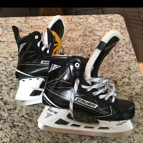 Like New Bauer Supreme S190 Skates