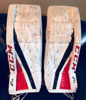 CCM Extreme flex 3 Goalie Leg Pads Intermediate (30+1)