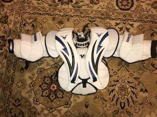 New junior Large Vaughn V5 Velocity 7190 chest protector